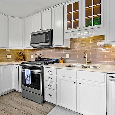 Goodkarma Rentals Refreshed Smyrna Home Near Battery Atl Half Mile To Interstate Atlanta Eksteriør billede