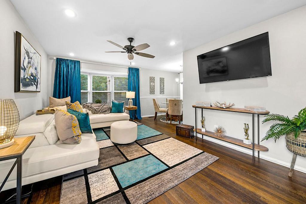 Goodkarma Rentals Refreshed Smyrna Home Near Battery Atl Half Mile To Interstate Atlanta Eksteriør billede