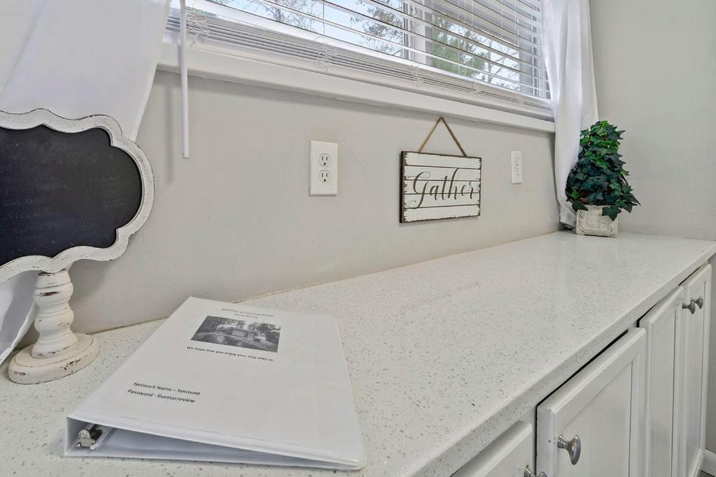 Goodkarma Rentals Refreshed Smyrna Home Near Battery Atl Half Mile To Interstate Atlanta Eksteriør billede